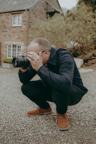 Damien Vickers Photographer capturing a moment