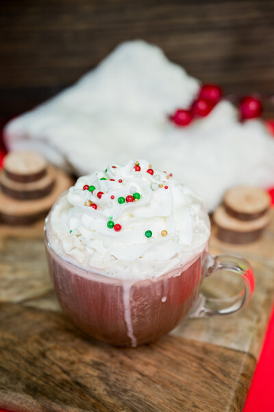 Ginger Ale's located in Illinois & Indiana - Soft Pretzel Bites, Drink with Flavors, Dirty Sodas and Specialty Drinks.