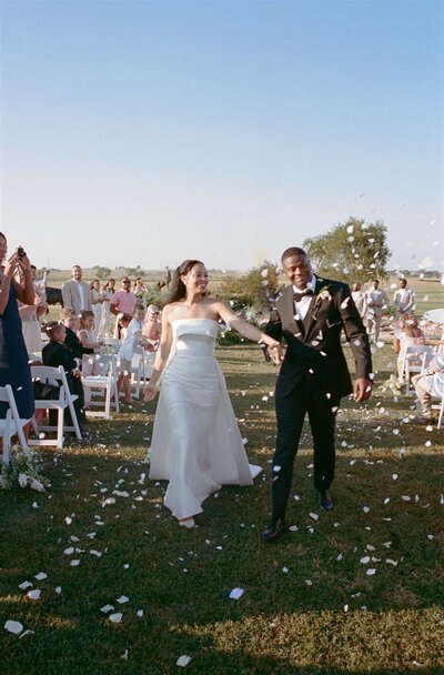Timeless Classic Destination Wedding Leah Gunn Photography