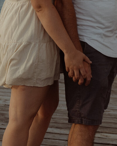 Kingston Ontario Photographer couple holding hands