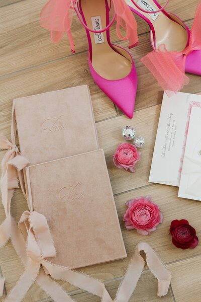 Styled Couple Bouquet and Venue | Helena Elizabeth Events
