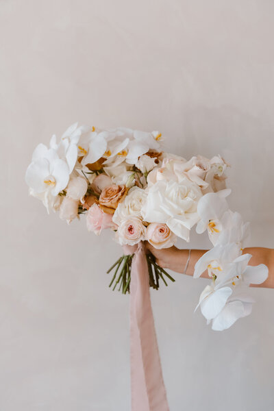 RomanceBouquetTaupe1
