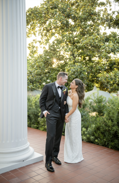 Allie Goodspeed is a wedding photographer based out of Austin, Texas serving Texas and beyond.