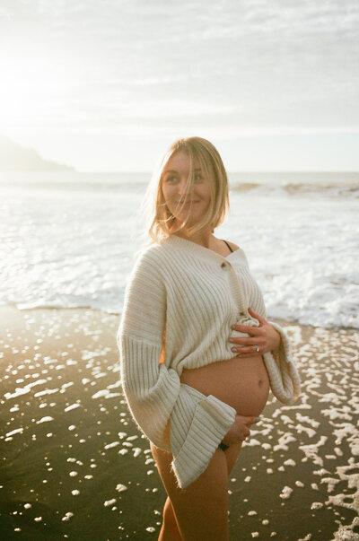 Sydnee Marie Photography -- Baker Beach, San Francisco California Maternity Session -- Natalie + Bennett -- -158