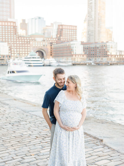 outdoor maternity session in massachusetts