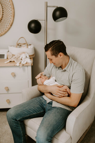 mec-june-newbornsession-159