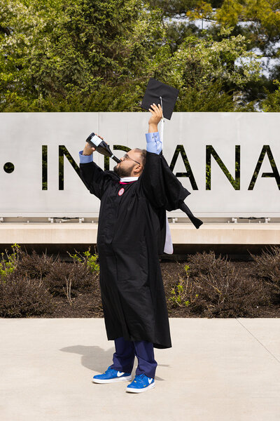 Indinan-university-IUPUI-Senior-photographer-session-Mater-Willy-1_websize