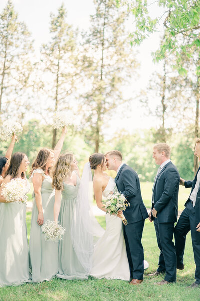 Kentucky spring wedding at my old ky home florals emma v photography
