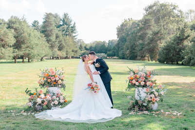 Connecticut wedding party flowers