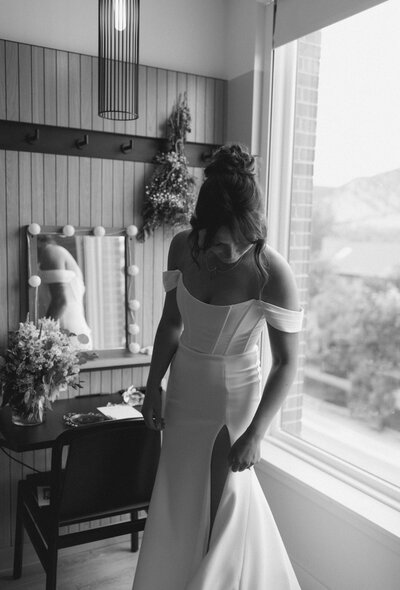 colorado-wedding-photographer-gabby-rhodes-photography-boulder-intimate-wedding-21