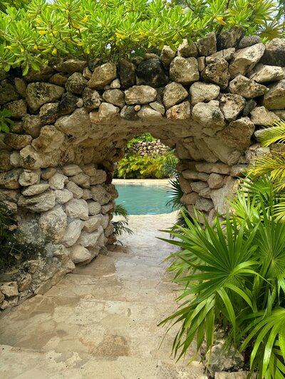 rock-arch-caribbean-pool