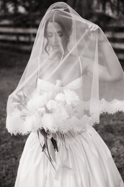 You dream wedding photographer based in southwest florida, and ready to travel anywhere!