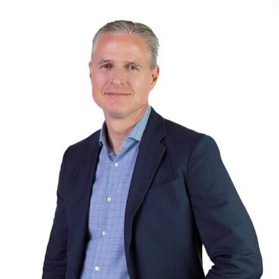 Jeff Lowe headshot