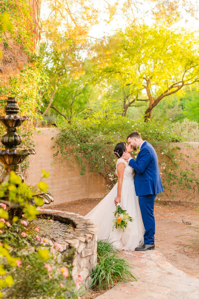 outdoor wedding in Tucson at family estate backyard