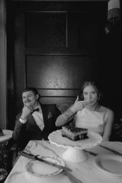 elopement-courthouse-romantic-capitol-photos-wedding-rachael-marie-25