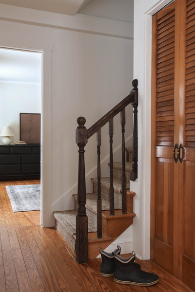 How to install stair runner using ready-made runners | Nadine Stay