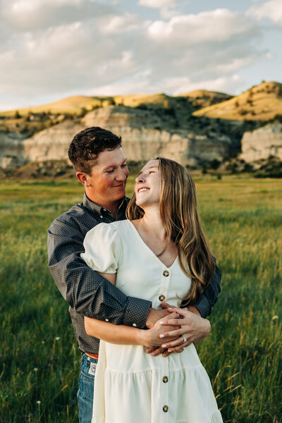 Outdoors engagement photoshoot