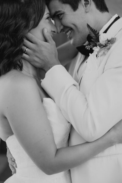 Arkansas wedding and elopement photographer