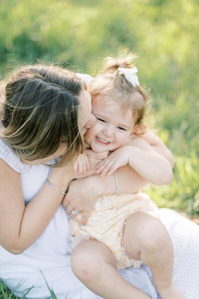 bright and airy family photographer
