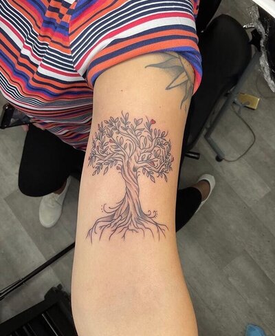 Tattoo of rooted tree