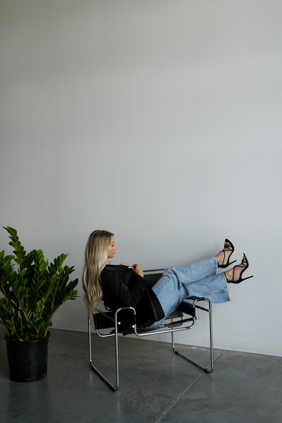 Modern salon suites Omaha