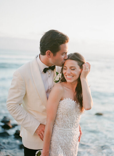 6 - Corinne & Nathan - Beach House Kauai - Kerry Jeanne Photography (41)