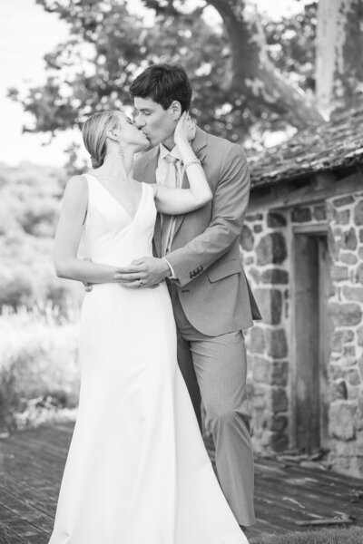 travel wedding, couples and portrait photographer in philadelphia, pennsylvania