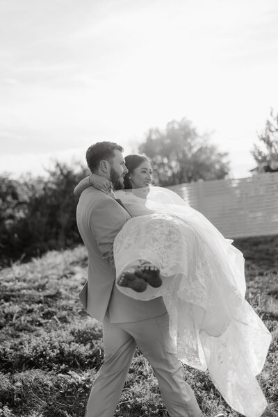 documentary wedding photographer