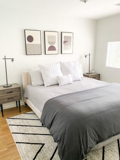 Photo of a grey and purple bedroom design