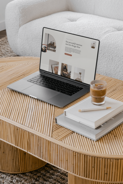 Website ontwerp op macbooc voor Studio Lave