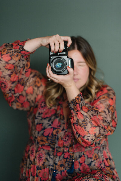 Amanda Burman, wedding photographer based in Fort Wayne, Indiana