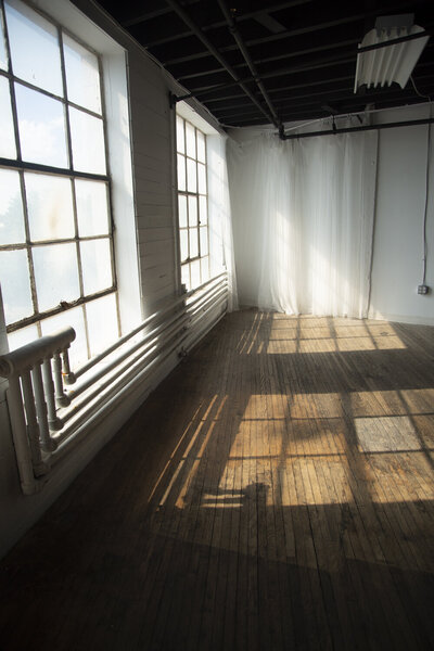 Photography studio rental in frederick Photography studio rental in Chamberburg Photography studio rental in Hagerstown
