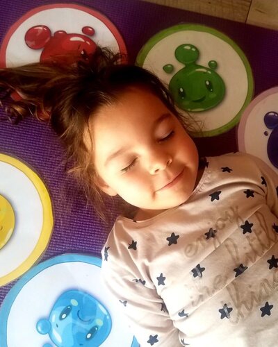 enfant en relaxation