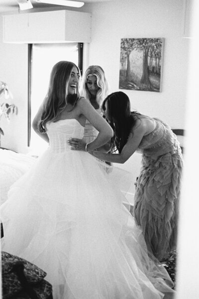 Mother of bride puts in veil at Glen Foerd Estate in Philadelphia, PA