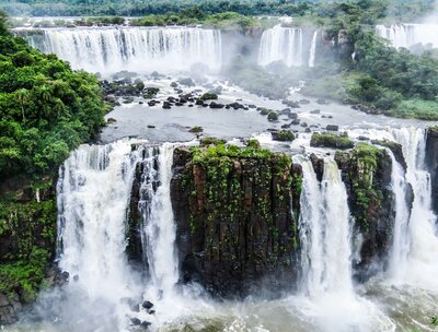 ALL INCLUSIVE
IGUAÇU
FALLS
LUXURY
TRIP