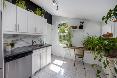 42 Liberty apt kitchen (5)