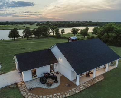 3-bedroom, 2-bathroom vacation rental farmhouse on the outskirts of Waco, TX