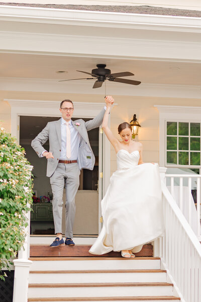 Great Fall Virginia Backyard Wedding in the Spring in DC