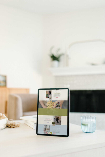 hey-ambr-creative-showit-website-designer-for-small-businesses-and-photographers00011