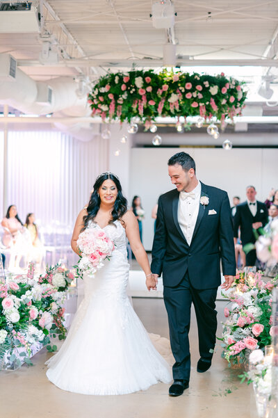 st louis missouri walk down the aisle smiling | Kings films