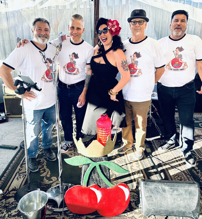 Dyana with her band mates
