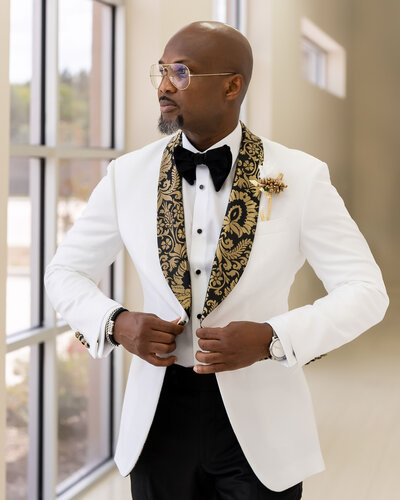Artistic luxury wedding photography by Leo Spin in Houston, TX