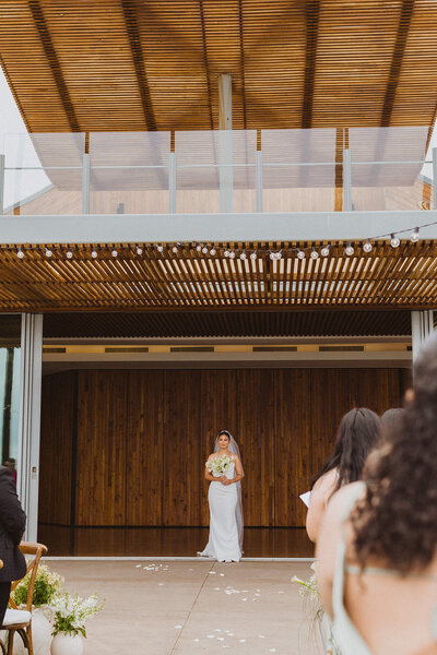 Scripps-Seaside-Forum-Wedding-San-Diego-25_websize-2