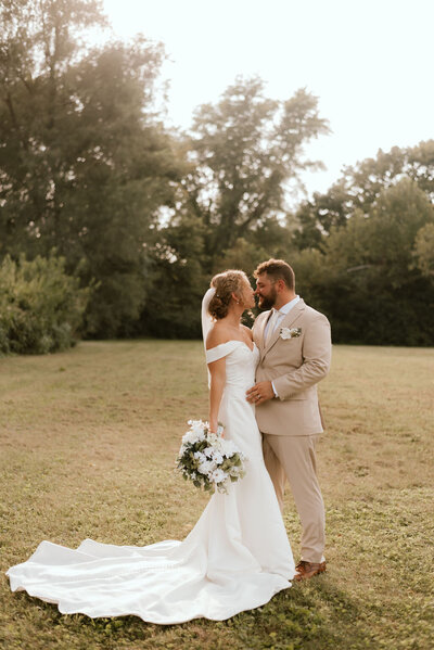 wedding portfolio image for amber lynn photography