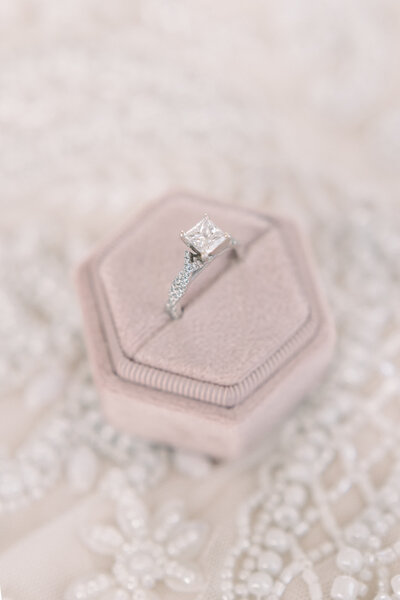 Indianapolis wedding photographer, Colette M. Photography
