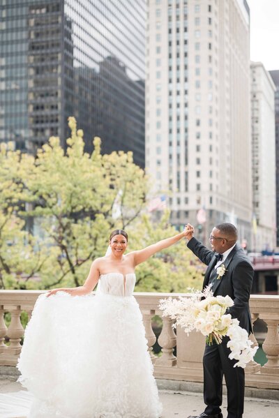 Spring wedding portraits in downtown Chicago