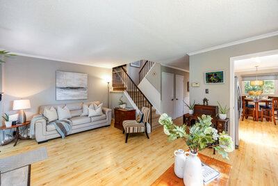 6 Andrew living (2)