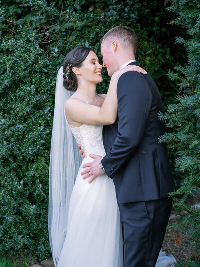 Bride and groom at Warwickshire wedding venue, Bourton Hall