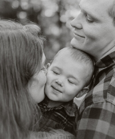 Family in Black and White | Sadie Elizabeth