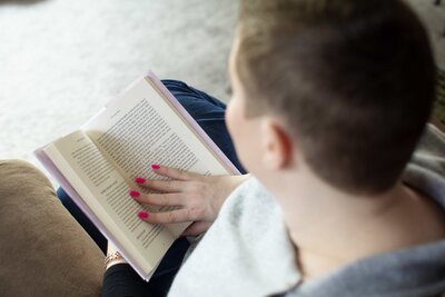 Eryn Morgan reading a book